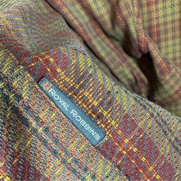 Royal Robbins Plaid Button Down Shirt Brown Red Yellow Size L Outdoor Casual - Picture 11 of 16